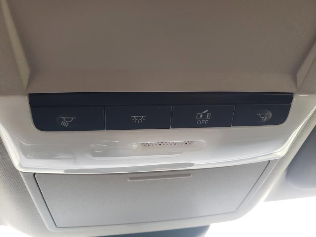 Certified 2025 Nissan Sentra S FWD image 36