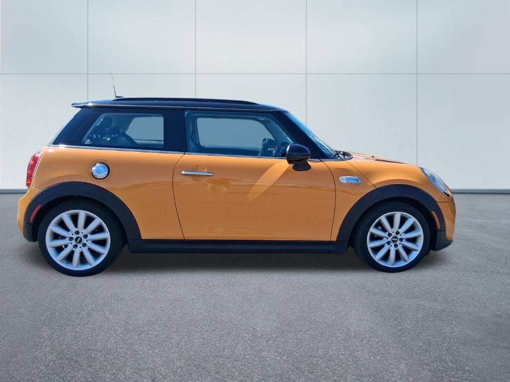 Used 2015 MINI Cooper S image 4