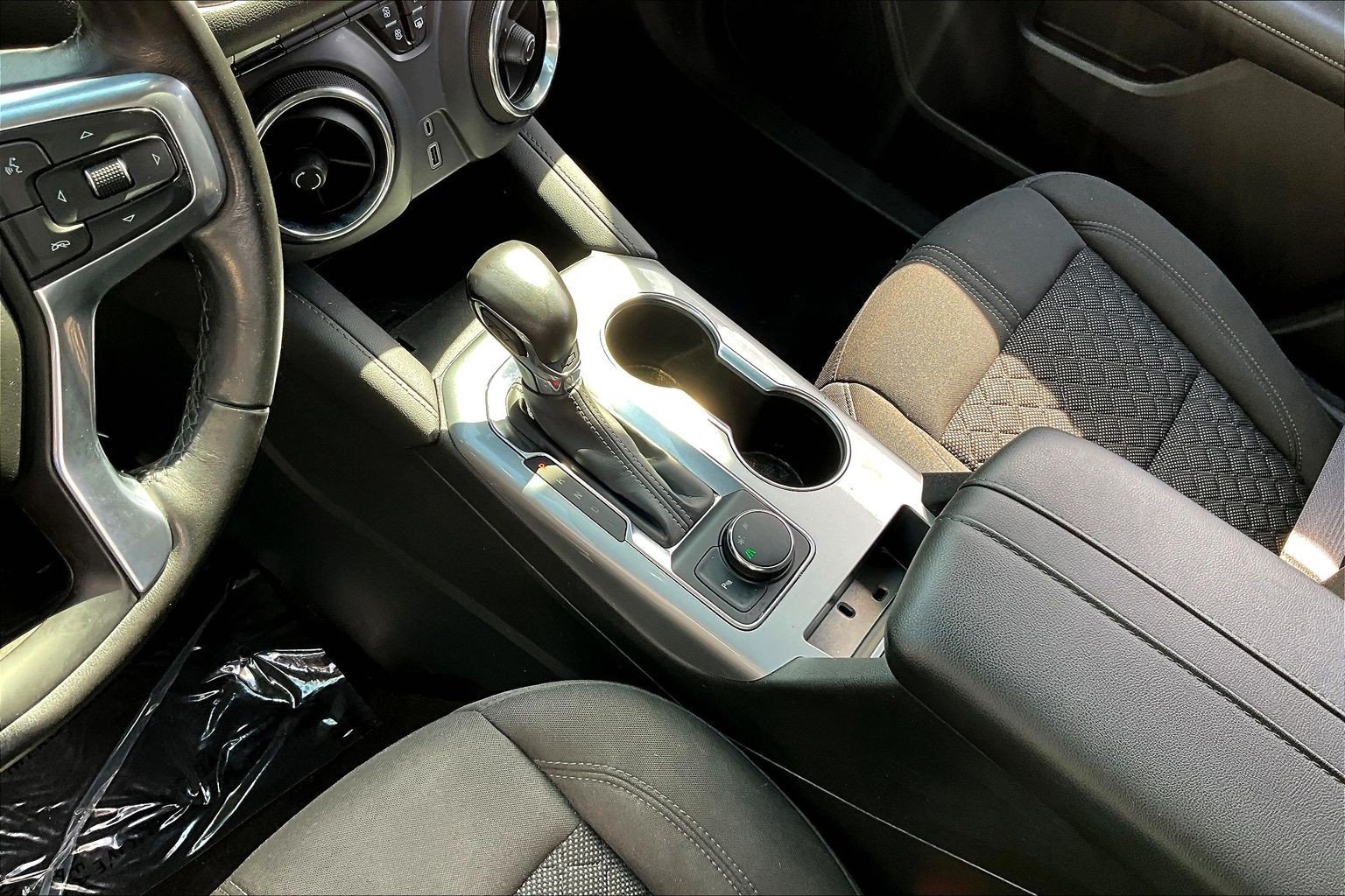 Used 2020 Chevrolet Blazer LT FWD image 13