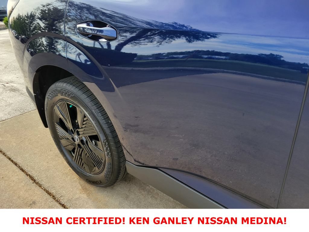 Certified 2025 Nissan Murano SV AWD/4WD image 14