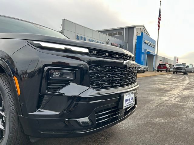 New 2026 Chevrolet Traverse RS w/ LPO, Floor Liner Package image 3