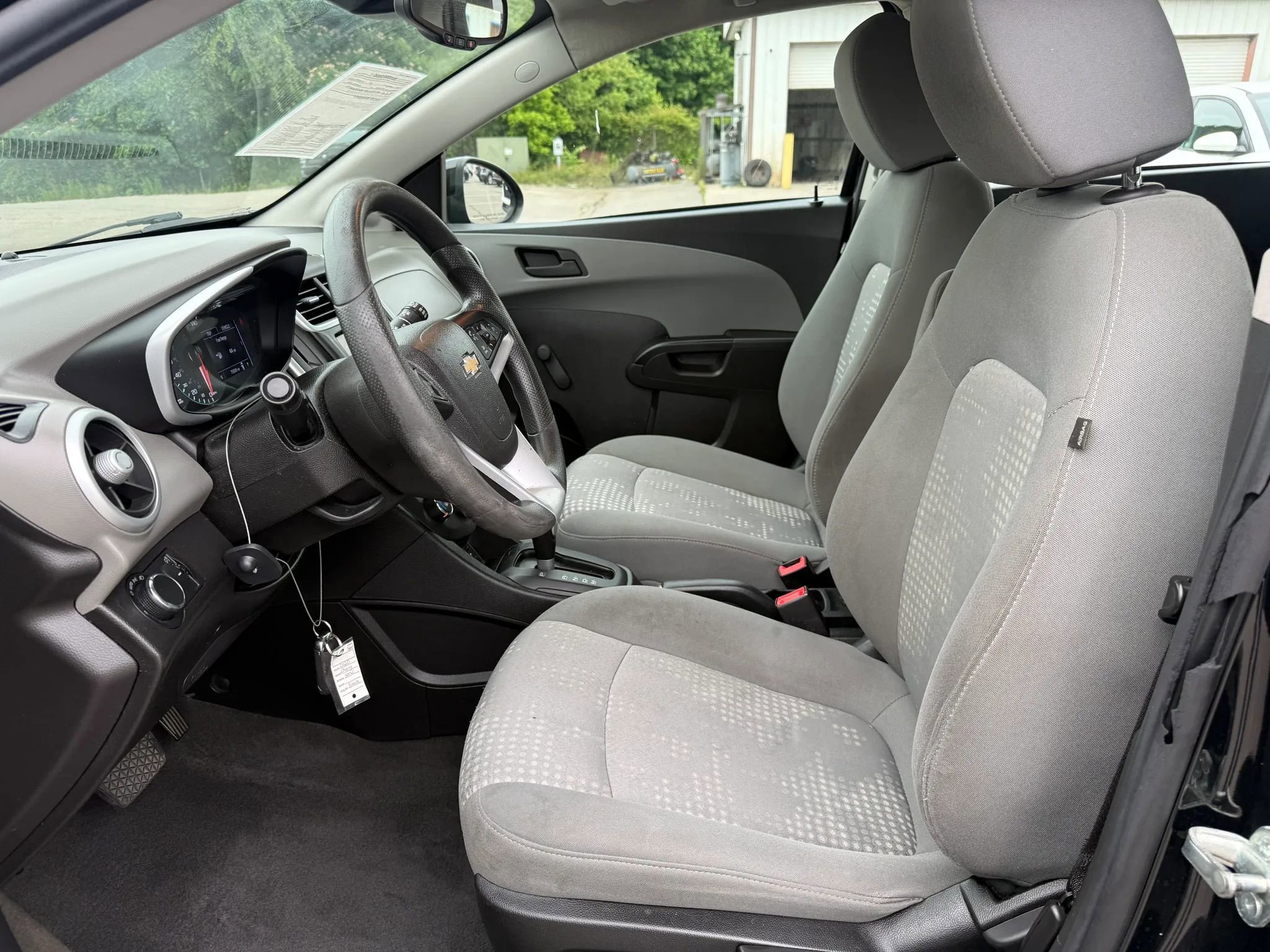 Used 2020 Chevrolet Sonic LT FWD image 2