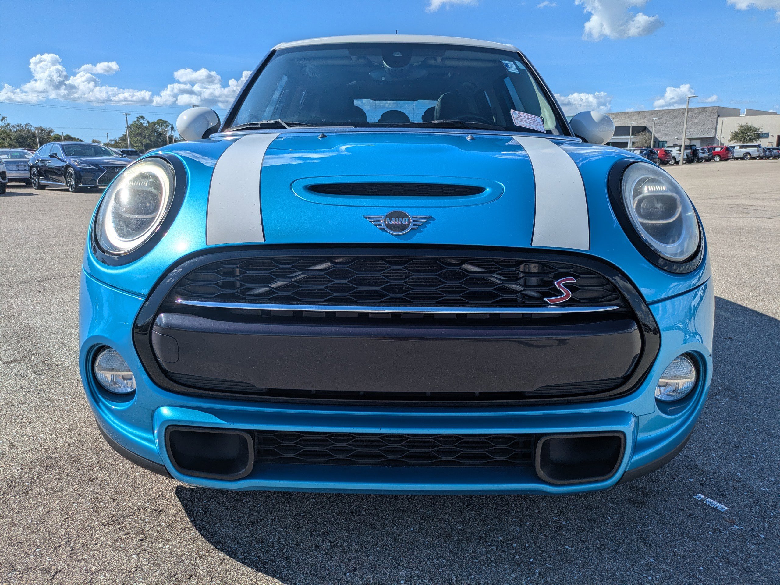 Used 2019 MINI Cooper S w/ Premium Package image 3
