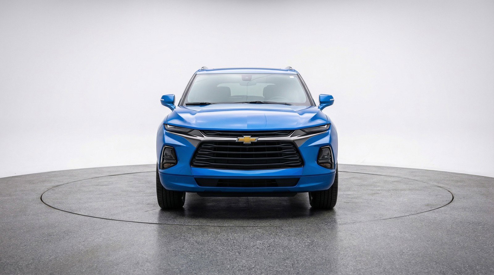 Used 2025 Chevrolet Blazer LT image 2