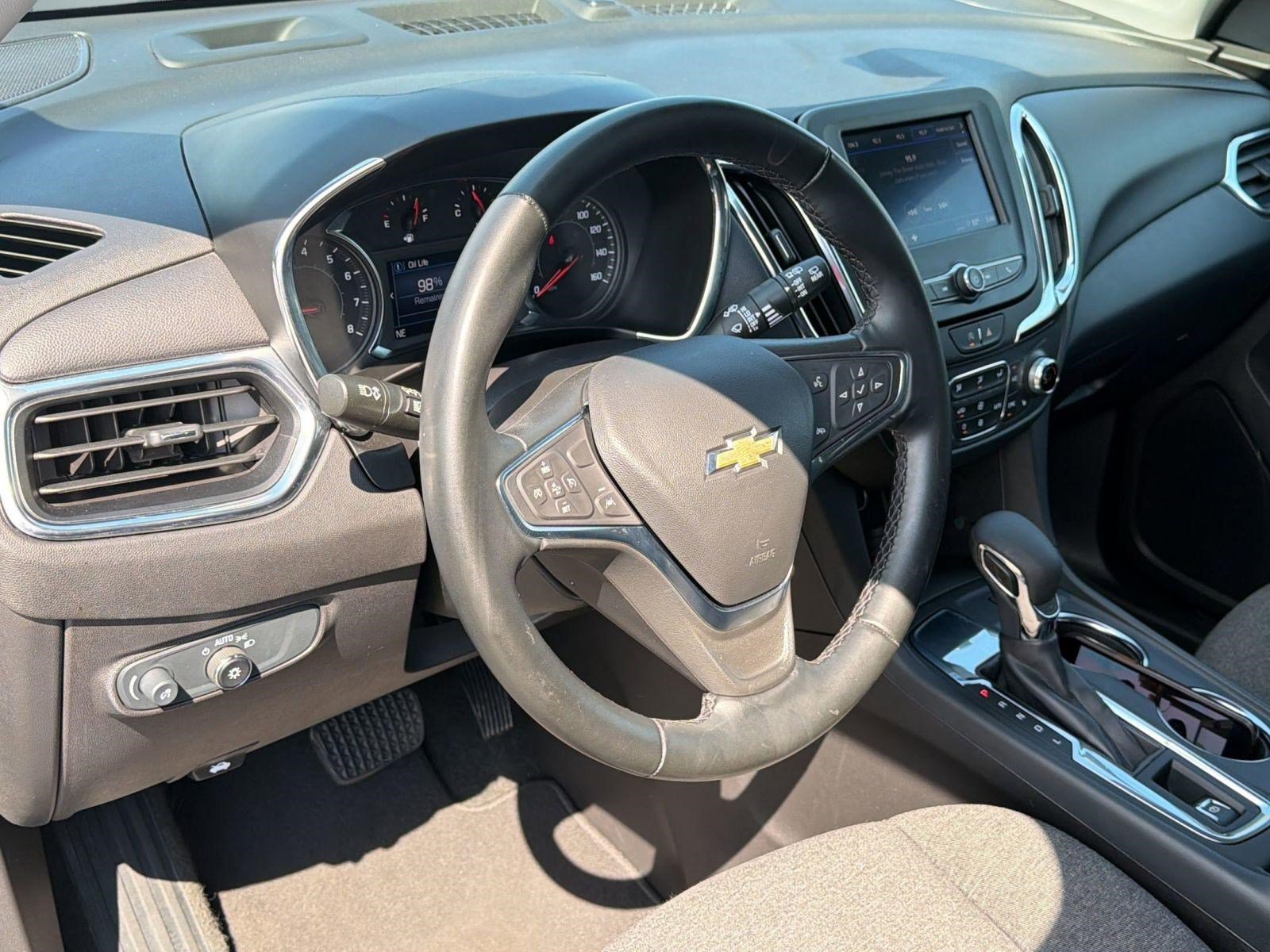 Used 2024 Chevrolet Equinox LT FWD image 4