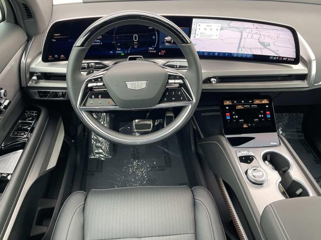 New 2026 Cadillac Vistiq Luxury AWD/4WD image 14