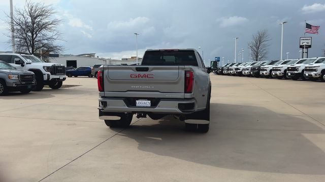 New 2026 GMC Sierra 3500 Denali w/ Technology Package AWD/4WD image 8
