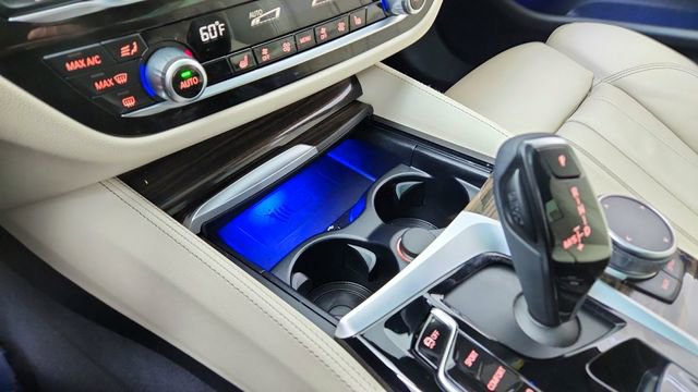 Used 2023 BMW 540i w/ M Sport Package image 50