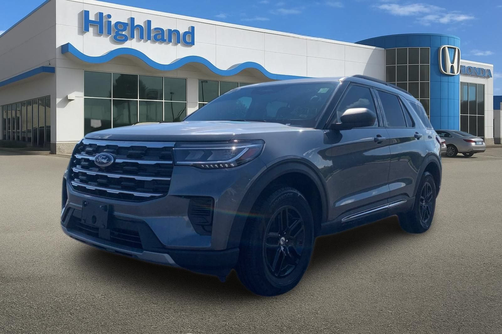 Used 2025 Ford Explorer Active