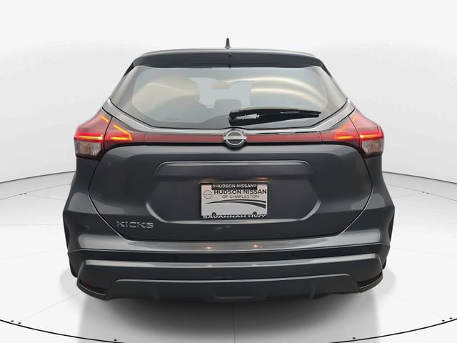 Used 2023 Nissan Kicks S w/ Interior Electronics Package FWD image 9