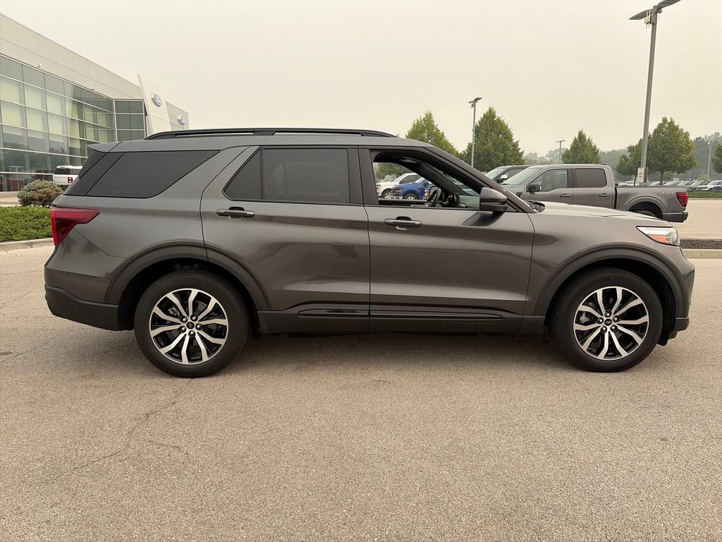 Used 2020 Ford Explorer ST w/ Premium Technology Package AWD/4WD image 8