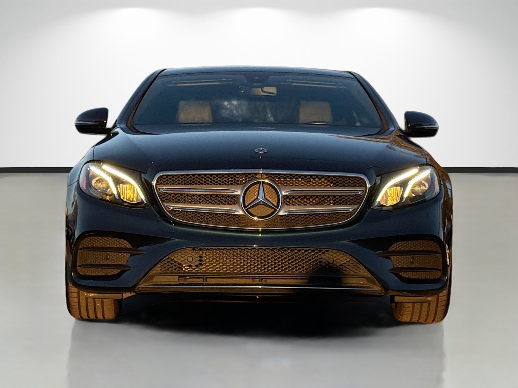 Used 2018 Mercedes-Benz E 300 image 8