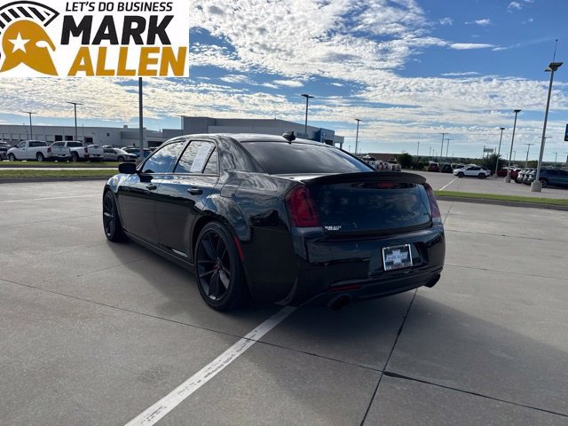 Used 2023 Chrysler 300 C RWD image 4