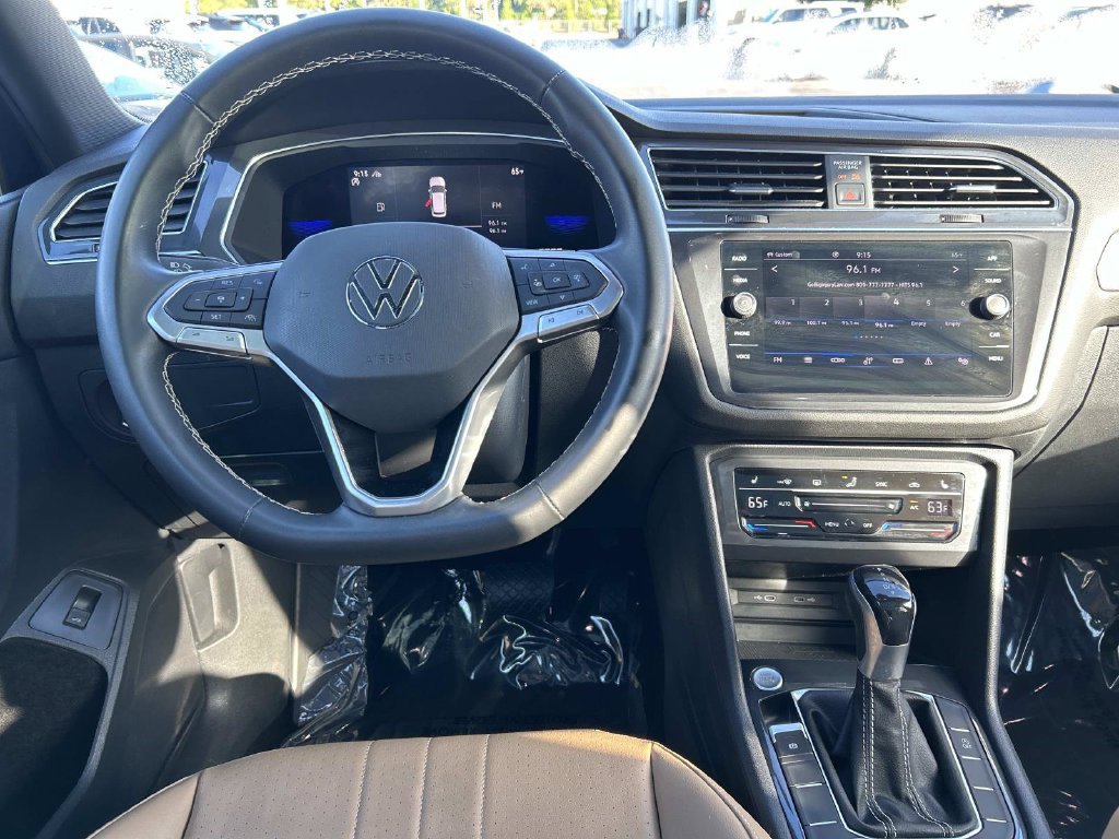 Used 2022 Volkswagen Tiguan SE AWD/4WD image 20