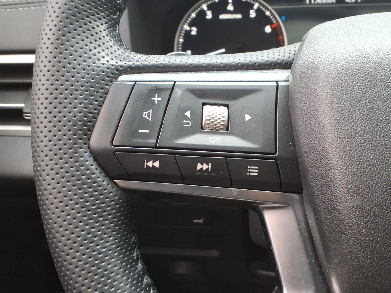 Used 2022 Mitsubishi Outlander SEL Black Edition image 17