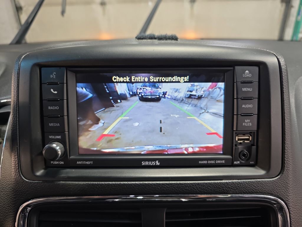 Used 2017 Dodge Grand Caravan GT image 24