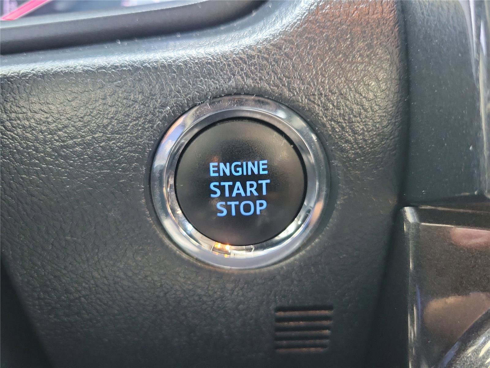 Used 2022 Toyota 4Runner TRD Off-Road Premium image 30