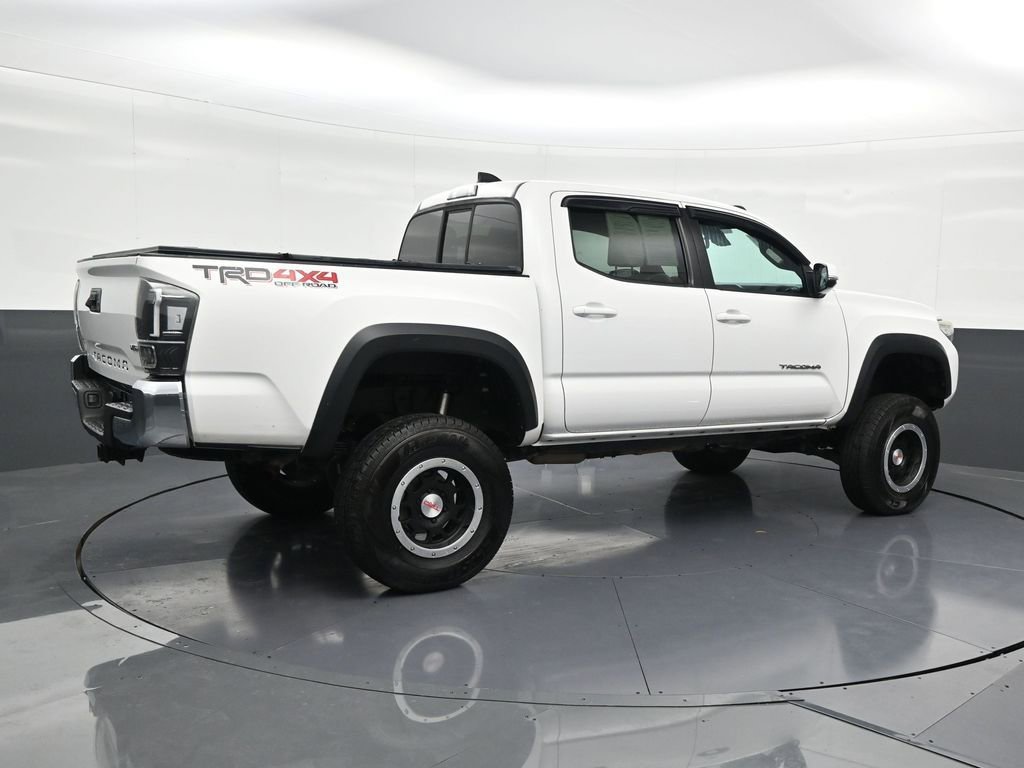 Used 2020 Toyota Tacoma TRD Off-Road image 5