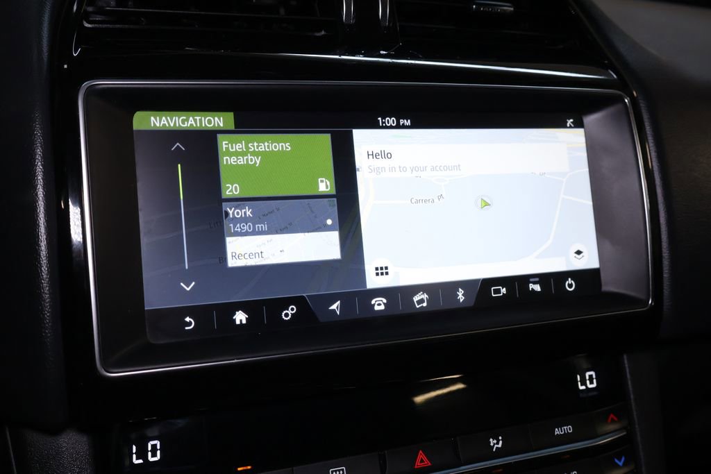 Used 2020 Jaguar F-PACE Premium AWD/4WD image 32