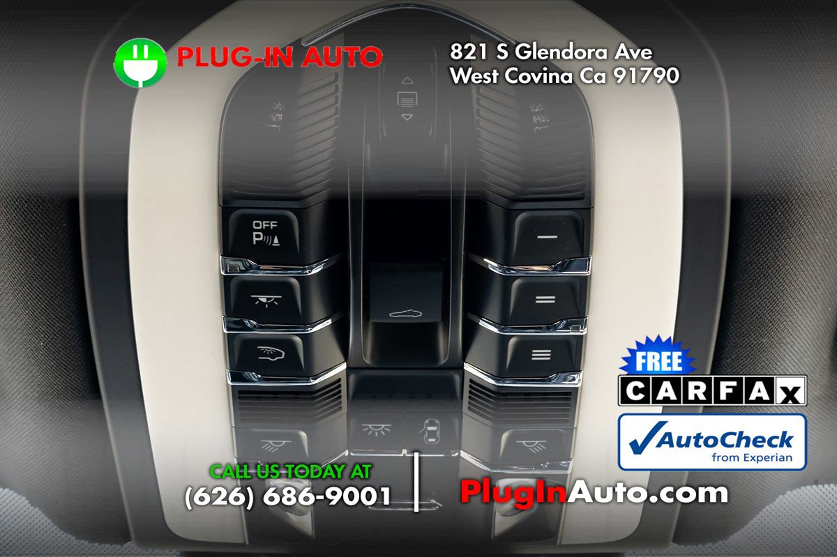 Used 2017 Porsche Macan S image 18