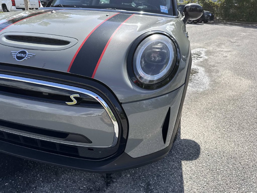 Used 2022 MINI Cooper SE FWD image 10