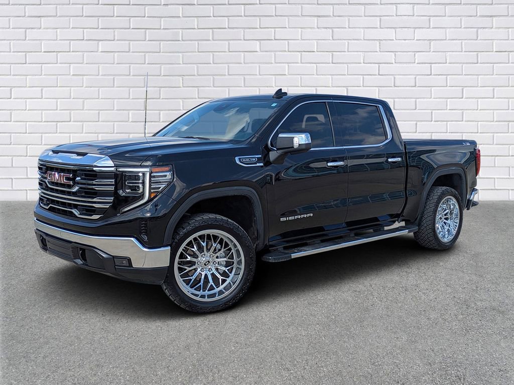 Used 2023 GMC Sierra 1500 SLT w/ SLT Premium Package image 1