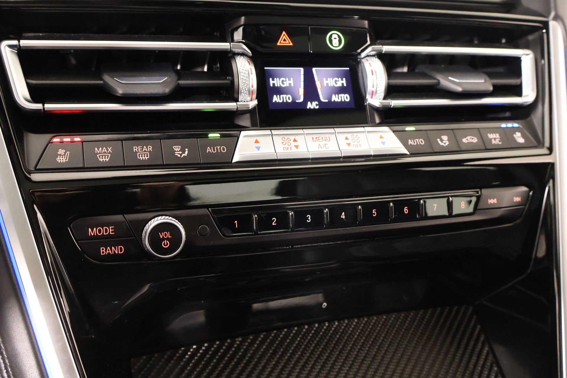 Used 2024 BMW M850i Gran Coupe xDrive image 8