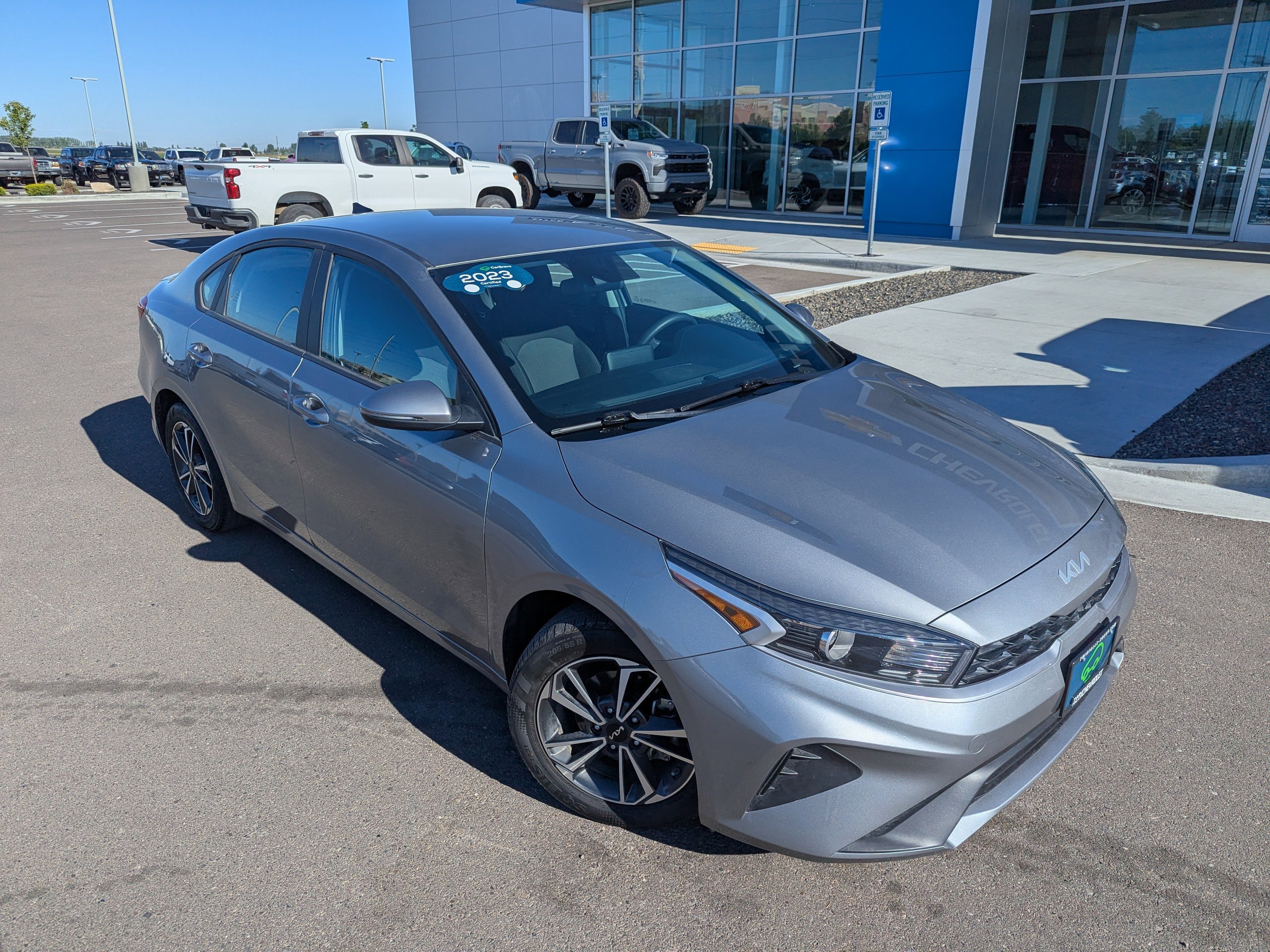 Used 2023 Kia Forte LXS w/ LXS Technology Package FWD image 4