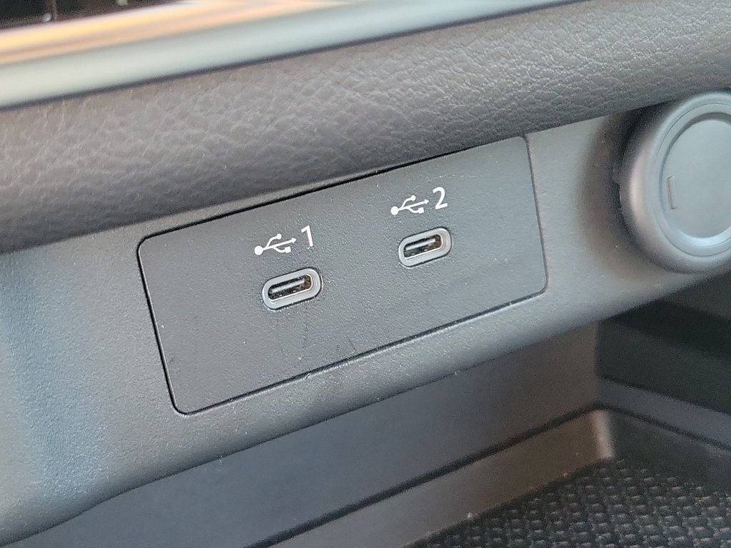 Certified 2026 Nissan Rogue SV AWD/4WD image 29