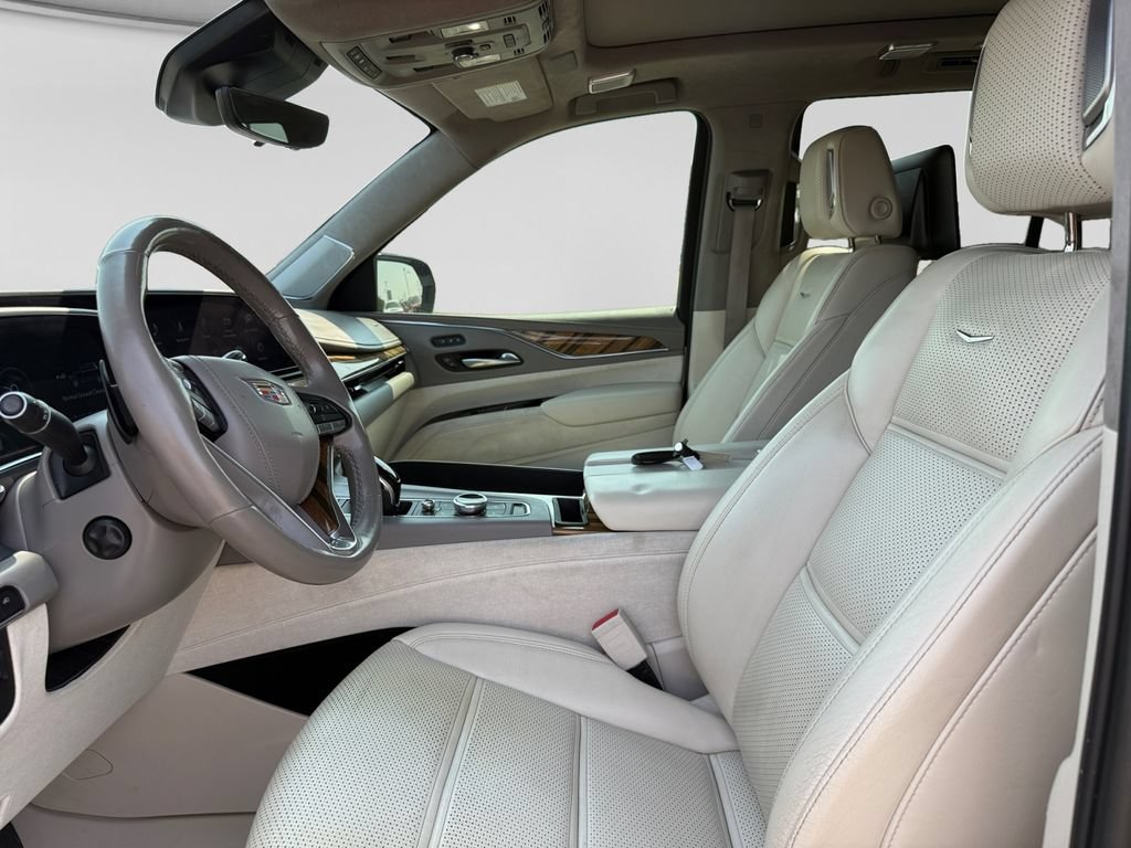 Used 2021 Cadillac Escalade Sport Platinum w/ LPO, ONYX Package AWD/4WD image 21