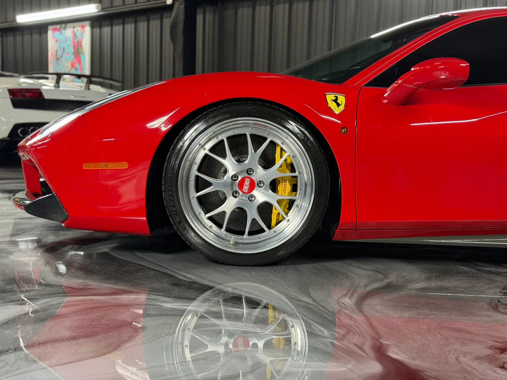 Used 2016 Ferrari 488 GTB RWD image 6