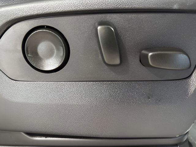 Used 2024 Chevrolet Silverado 1500 High Country w/ Technology Package image 33