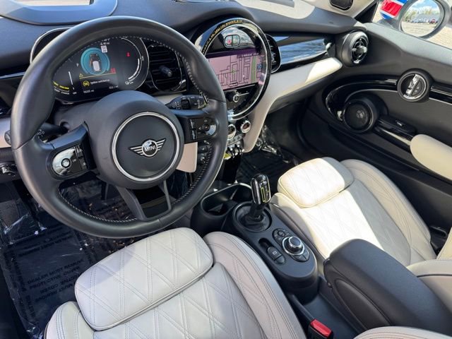 Used 2024 MINI Cooper SE FWD image 17