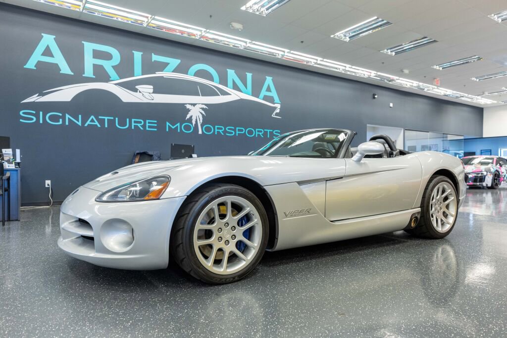 Used 2003 Dodge Viper SRT-10 image 13
