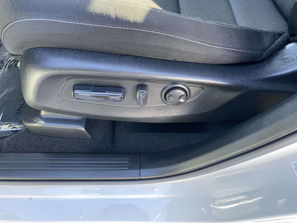 Used 2026 Honda CR-V EX image 29