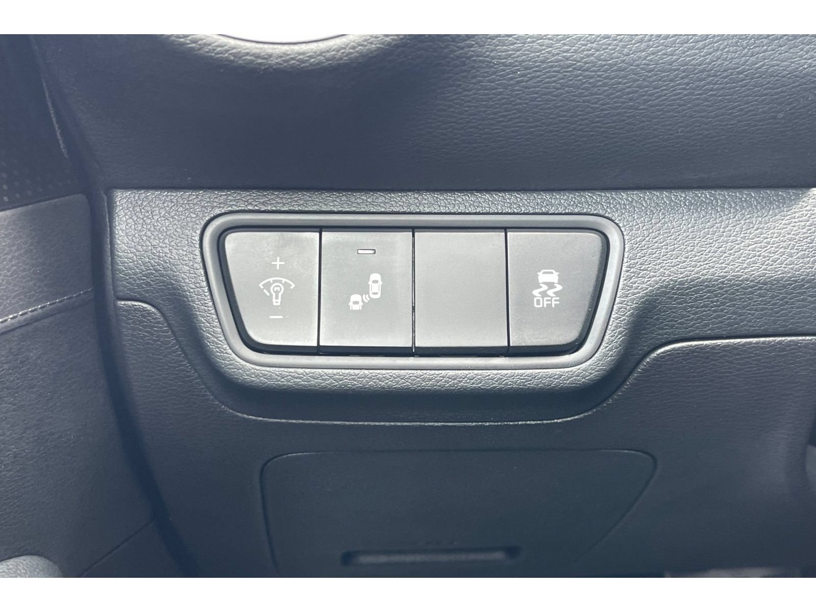 Used 2024 Kia Forte GT FWD image 38