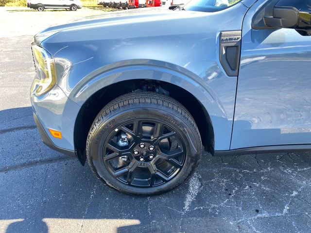 New 2025 Ford Maverick Lariat w/ Black Appearance Package image 17