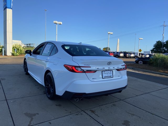 Used 2025 Toyota Camry SE FWD image 10