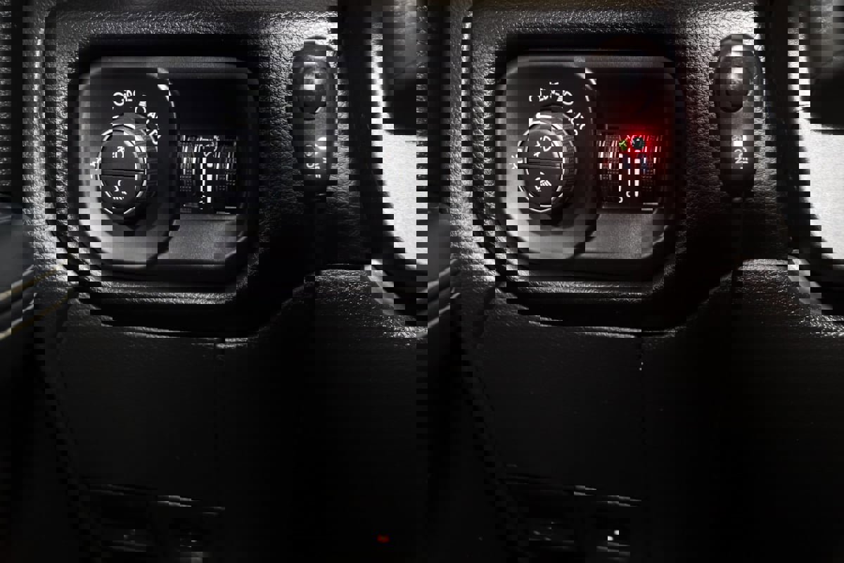 Used 2024 RAM 2500 Laramie image 25