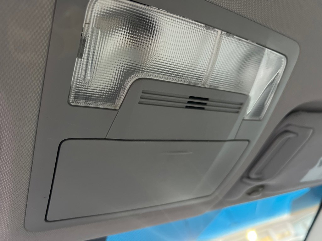 Used 2013 Toyota Camry LE image 27