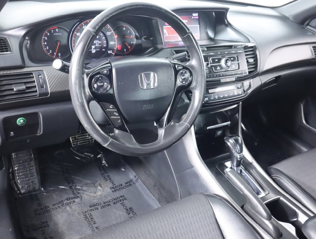 Used 2016 Honda Accord Sport image 9