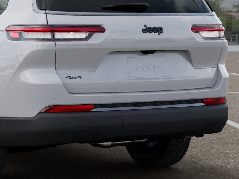 New 2026 Jeep Grand Cherokee L 4WD image 13