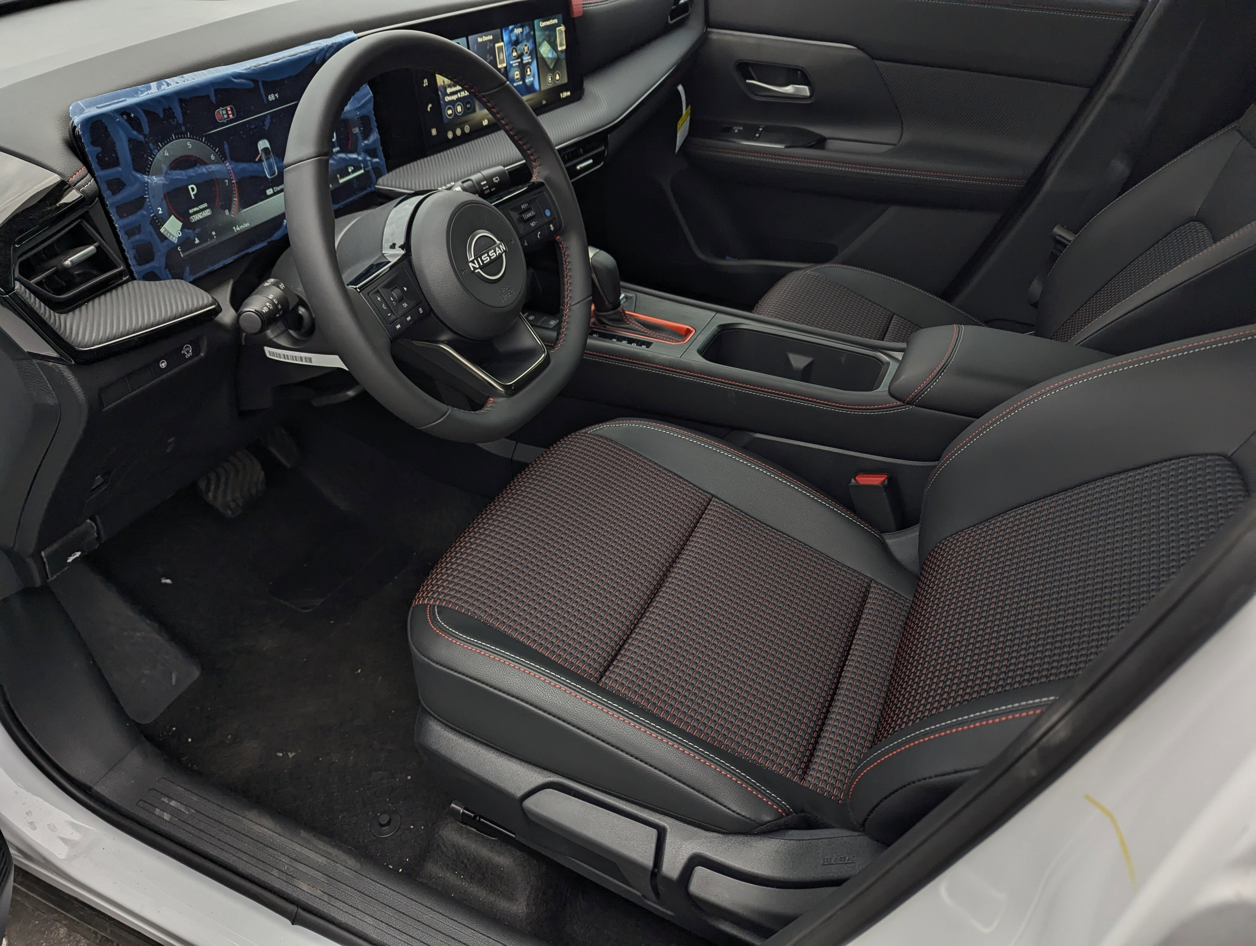 New 2026 Nissan Kicks SR image 10