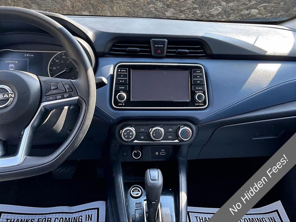 Used 2023 Nissan Versa SV FWD image 6