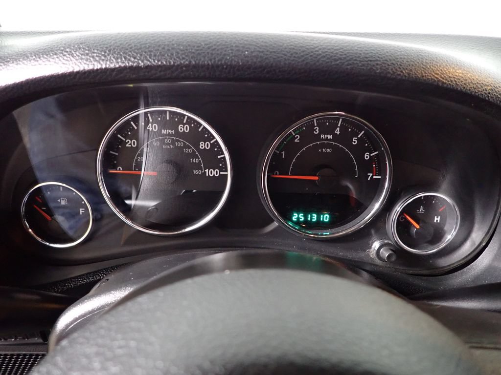 Used 2014 Jeep Wrangler Rubicon w/ Power Convenience Group AWD/4WD image 22