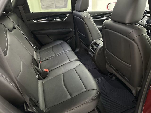 Used 2020 Cadillac XT5 Premium Luxury image 16