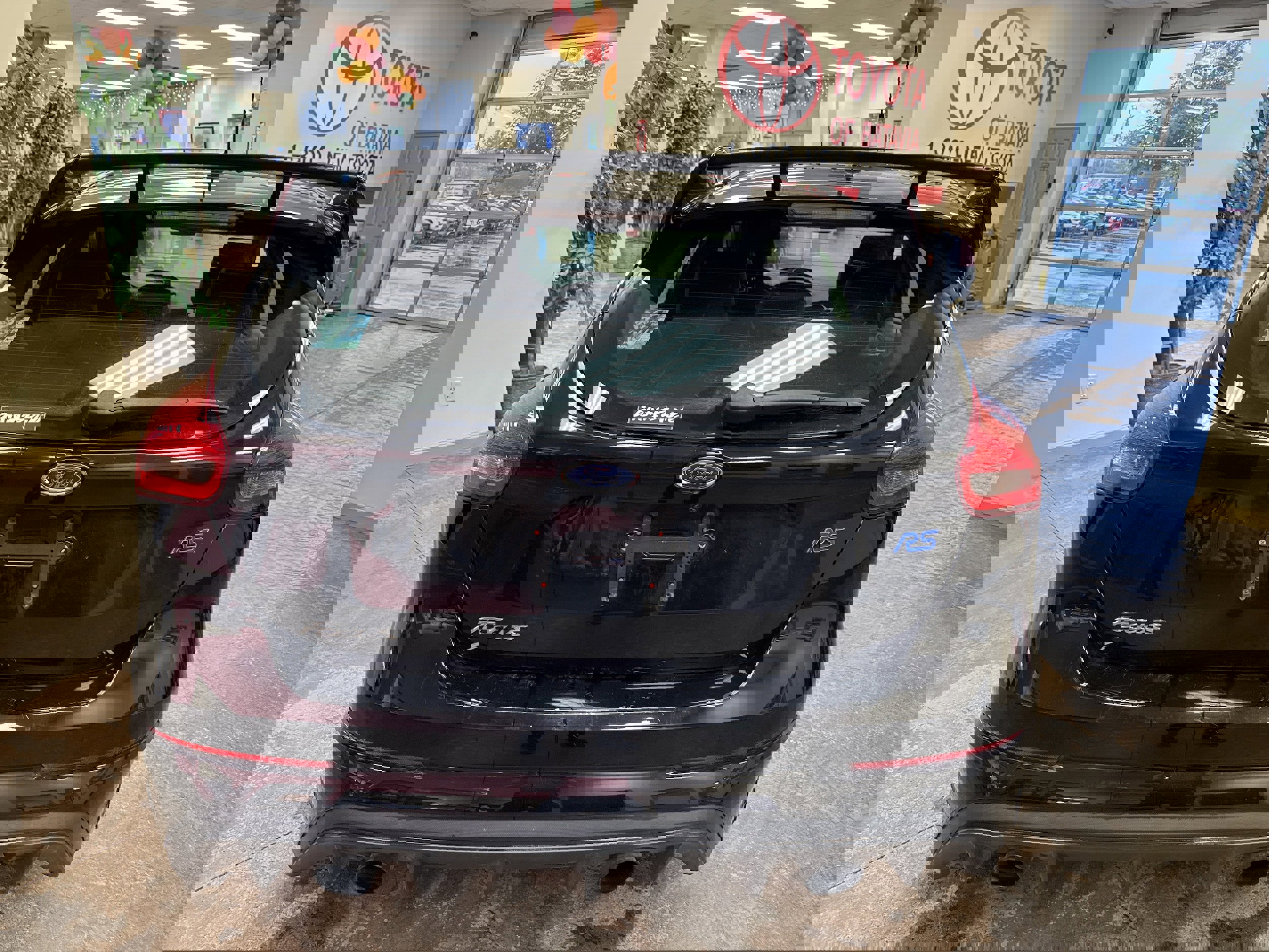 Used 2017 Ford Focus RS image 10