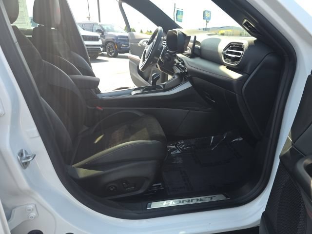 Used 2025 Dodge Hornet R/T w/ R/T Plus Package AWD/4WD image 37