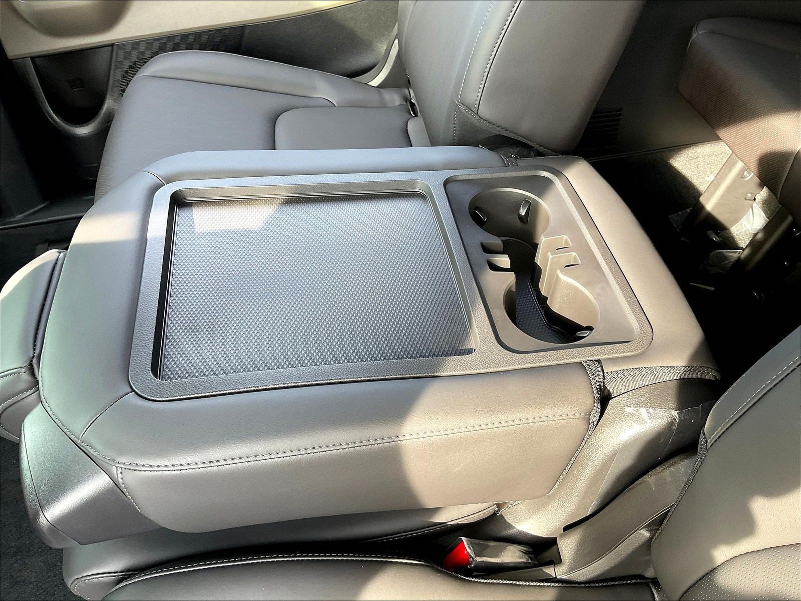 New 2027 Kia Carnival Hybrid FWD image 24