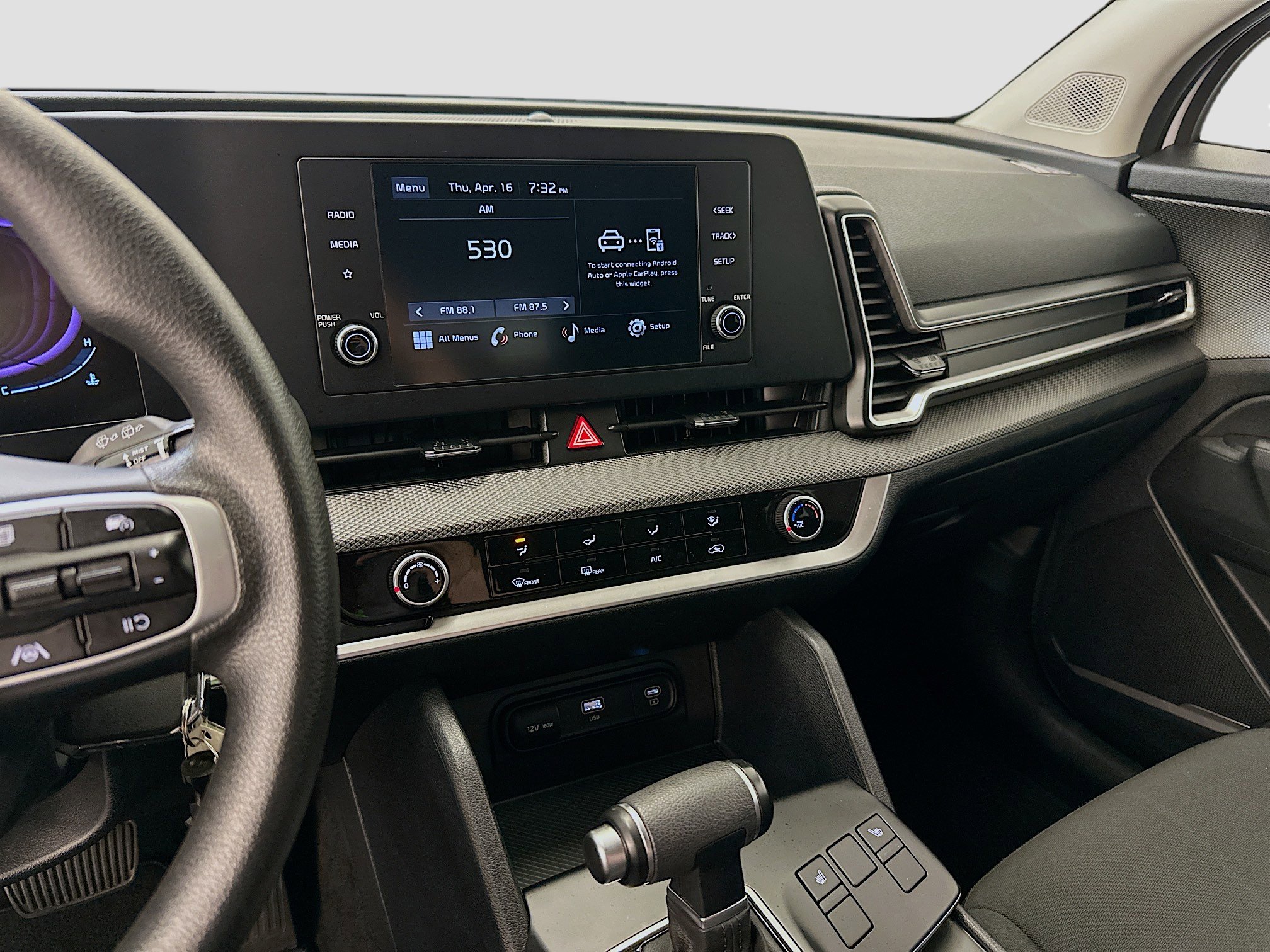 Used 2025 Kia Sportage LX image 25